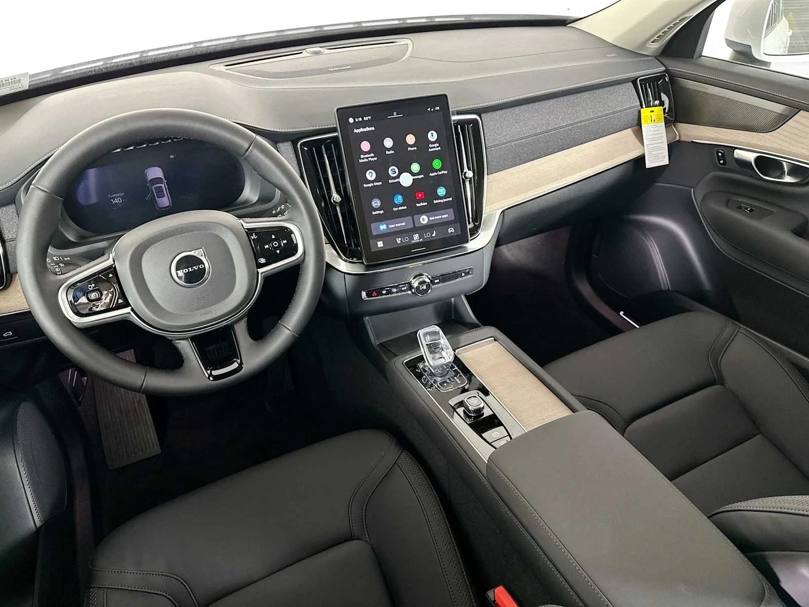 Used 2025 Crystal White Volvo Plus image 22