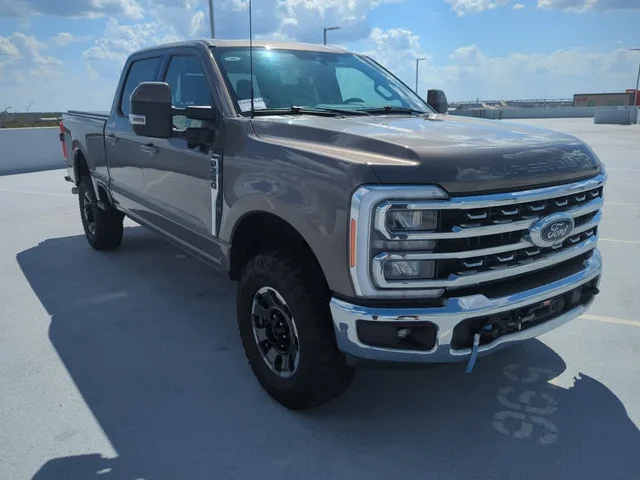 Pre-Owned 2023 Ford Super Duty F-250 Pickup LARIAT