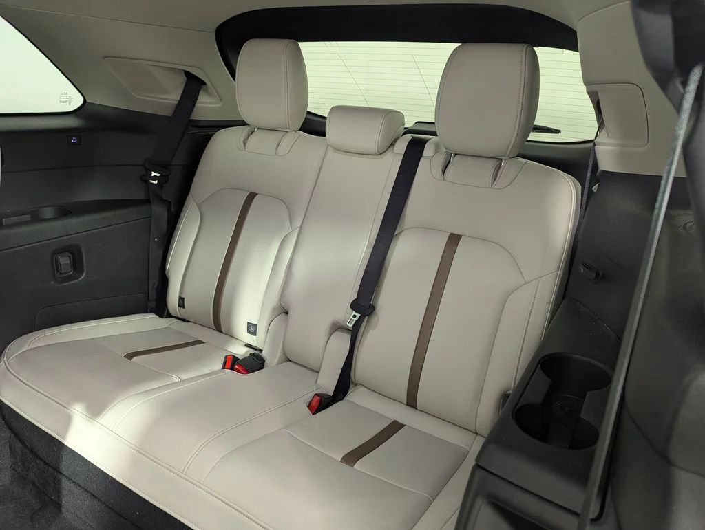 Used 2024 Gray Mazda Premium Plus AWD w/ 3rd Row Seats image 22