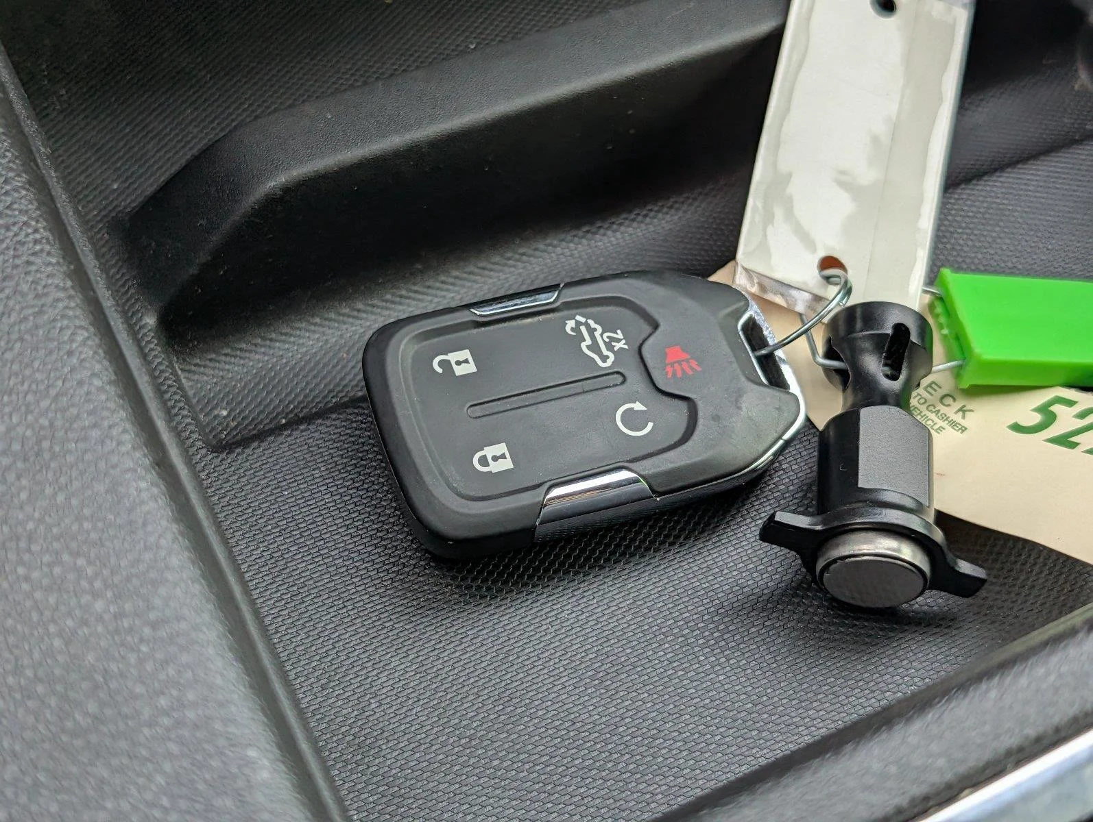 Used 2021 SUMMIT WHITE Chevrolet LT Trail Boss image 22
