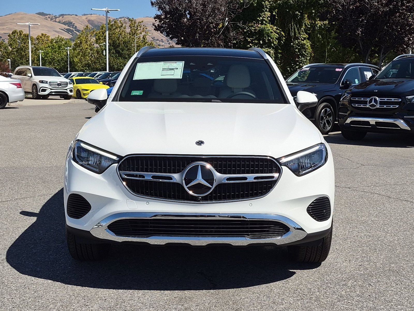 New 2027 Polar White Mercedes-Benz GLC 350e image 6