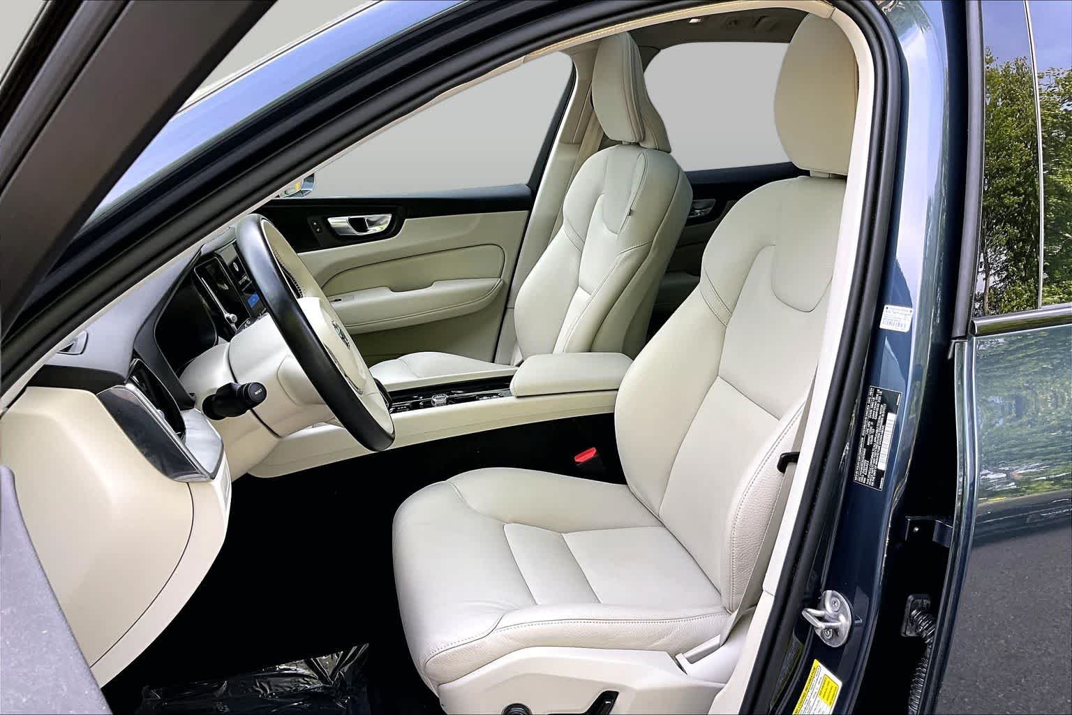 Certified Used 2025 Denim Blue Volvo Plus image 9