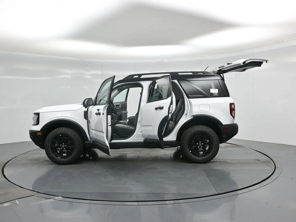 New 2026 Oxford White Ford Badlands image 37