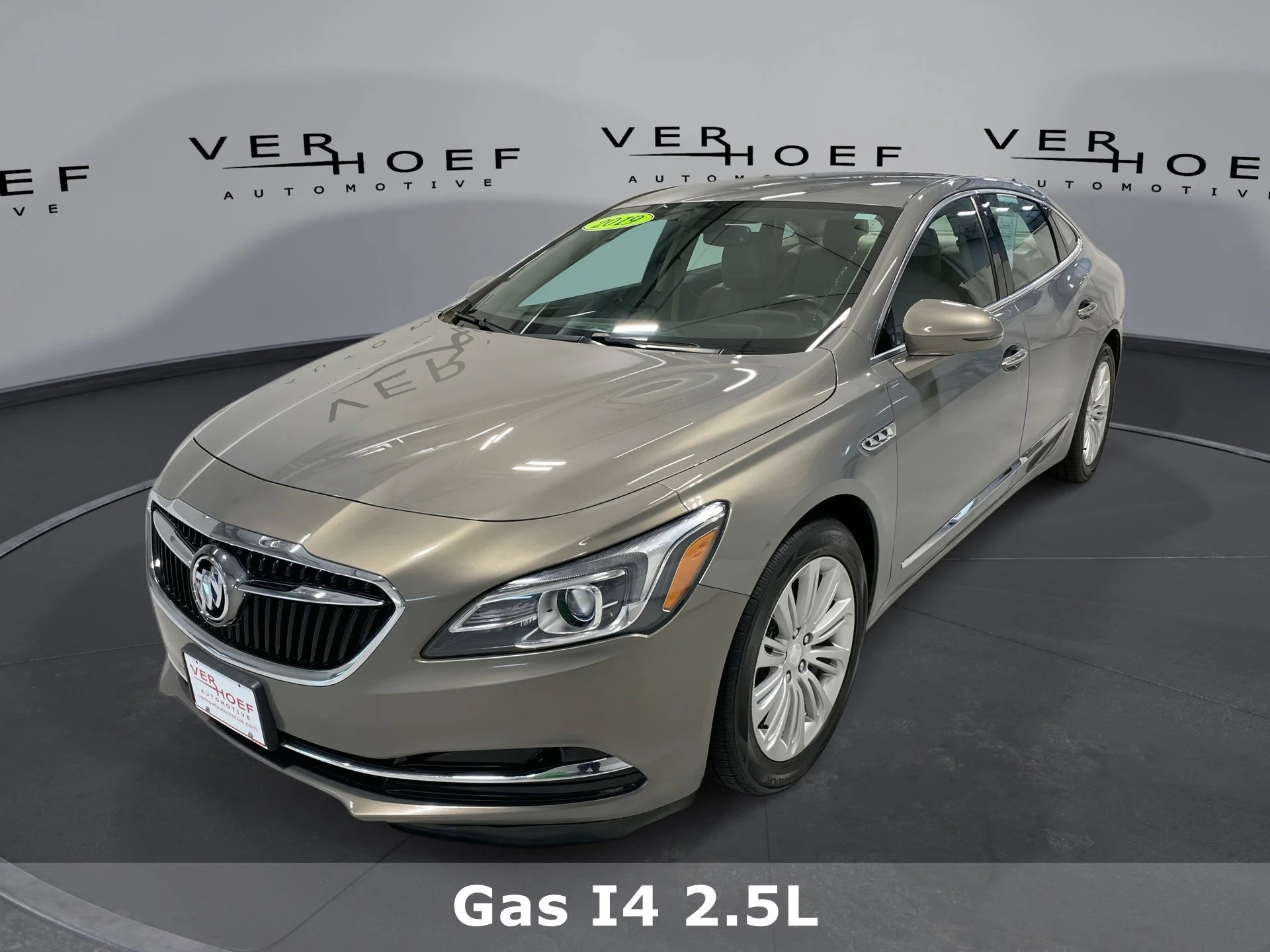 2019 Buick LaCrosse Preferred's photo
