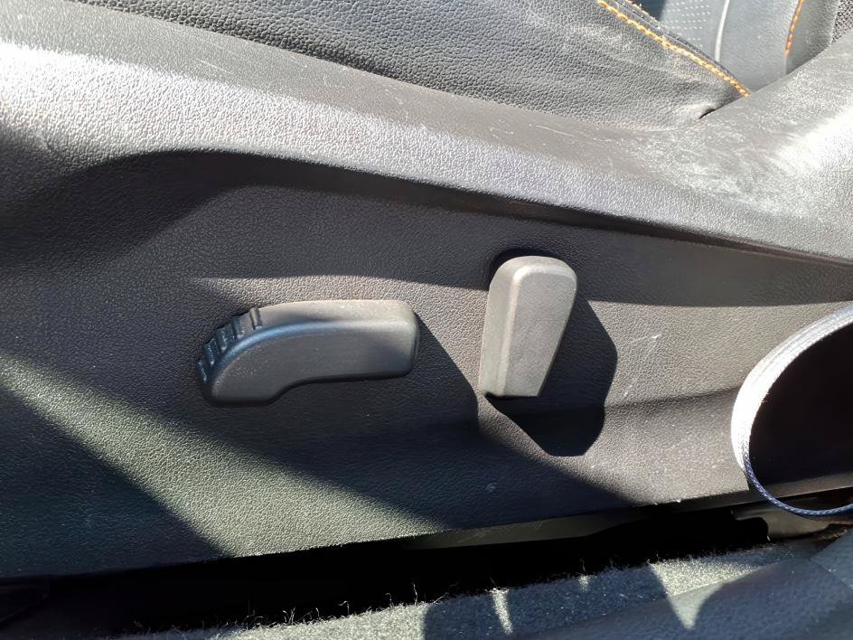 Used 2019 Cool Gray Khaki Subaru Limited image 16