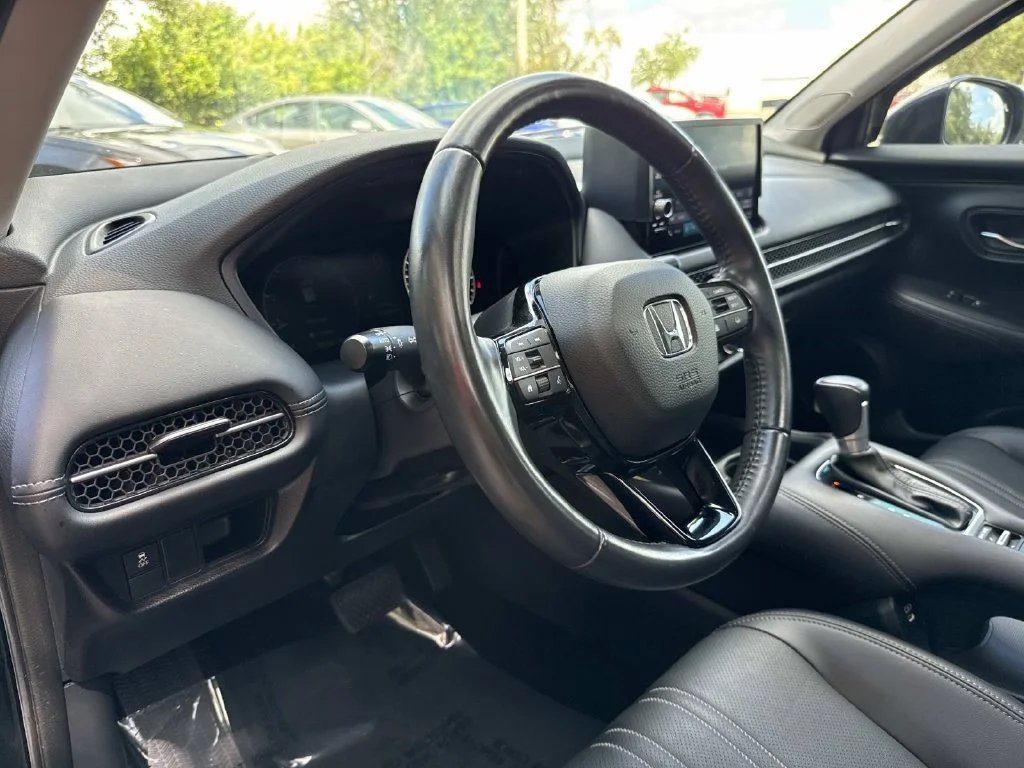 Used 2025  Honda EX-L image 23