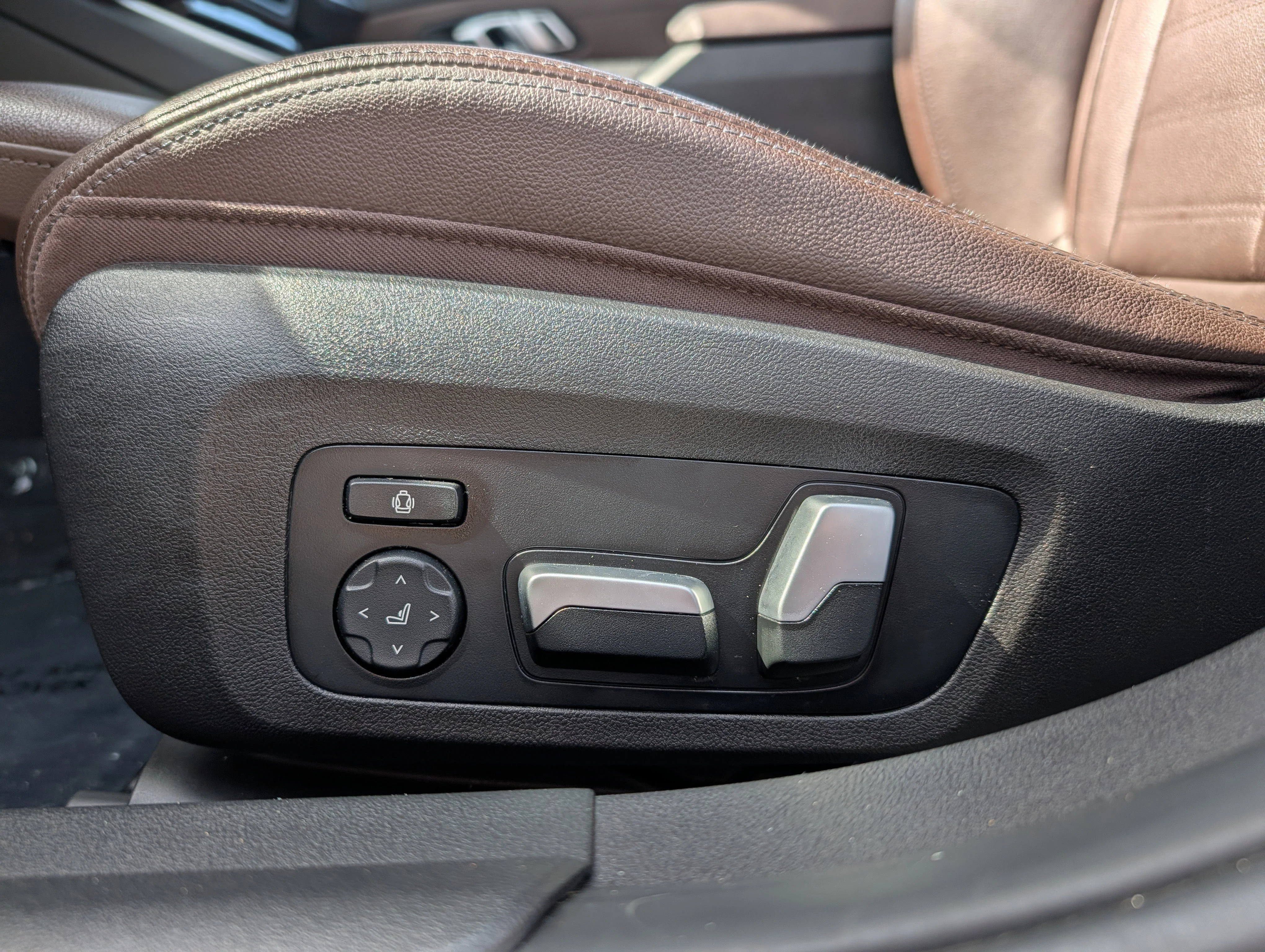 2023 BMW 3 Series 330i - Photo 20