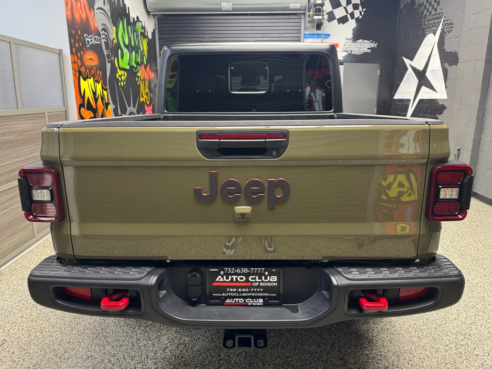 Used 2026  Jeep Rubicon image 5
