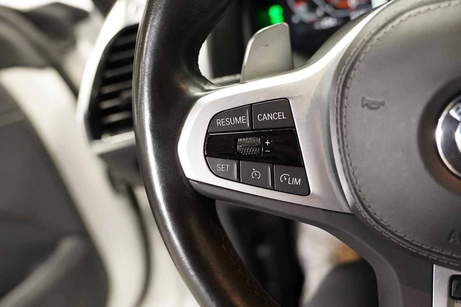 Used 2023 Mineral White Metallic BMW 840i image 22