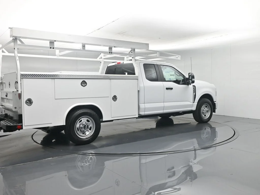 New 2026 White Ford XL image 32