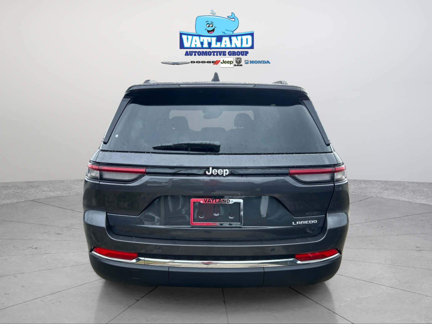 New 2026 Baltic Gray Metallic Clearcoat Jeep Laredo X image 4