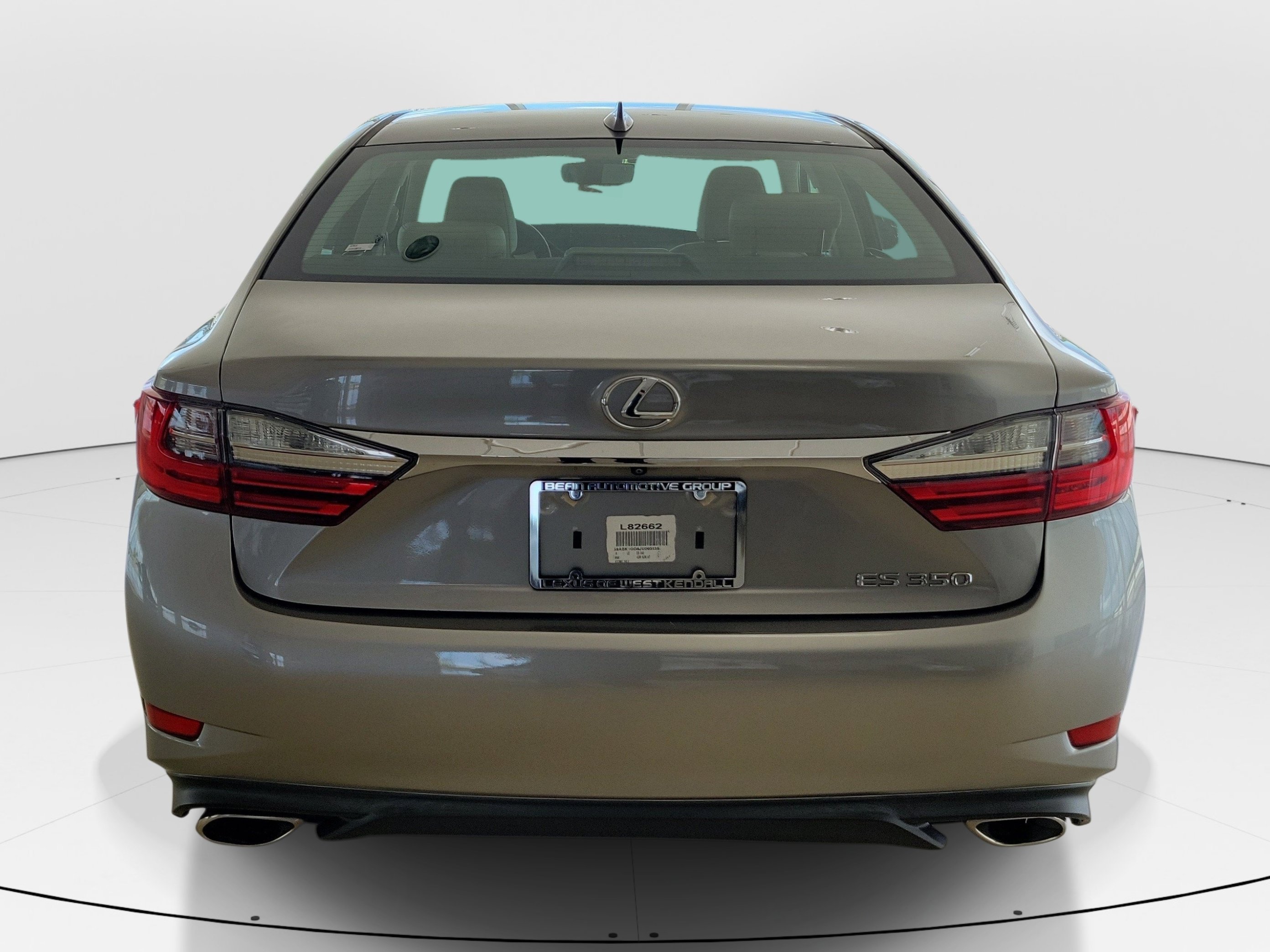 Used 2018 Silver Lexus ES 350 image 6
