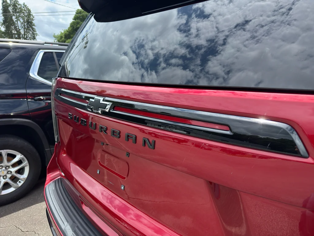 Used 2024 Radiant Red Tintcoat Chevrolet Z71 image 6