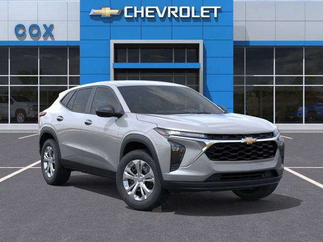 2026 Chevrolet Trax LS - Photo 7