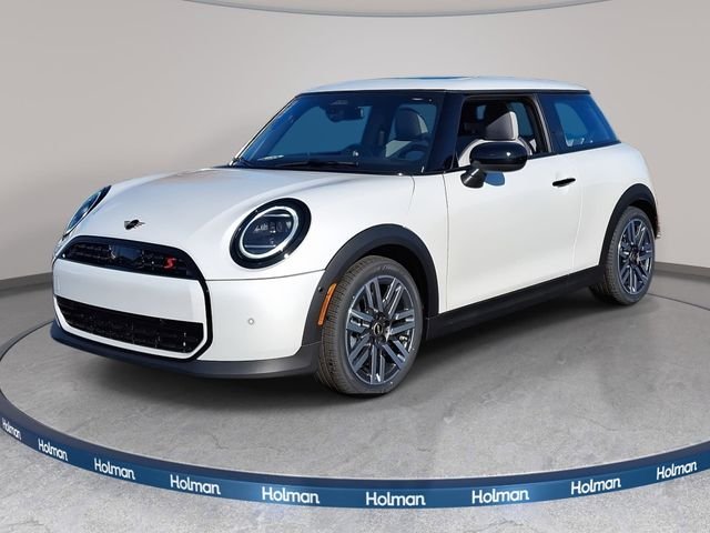 2026 MINI Hardtop Cooper S Signature's photo