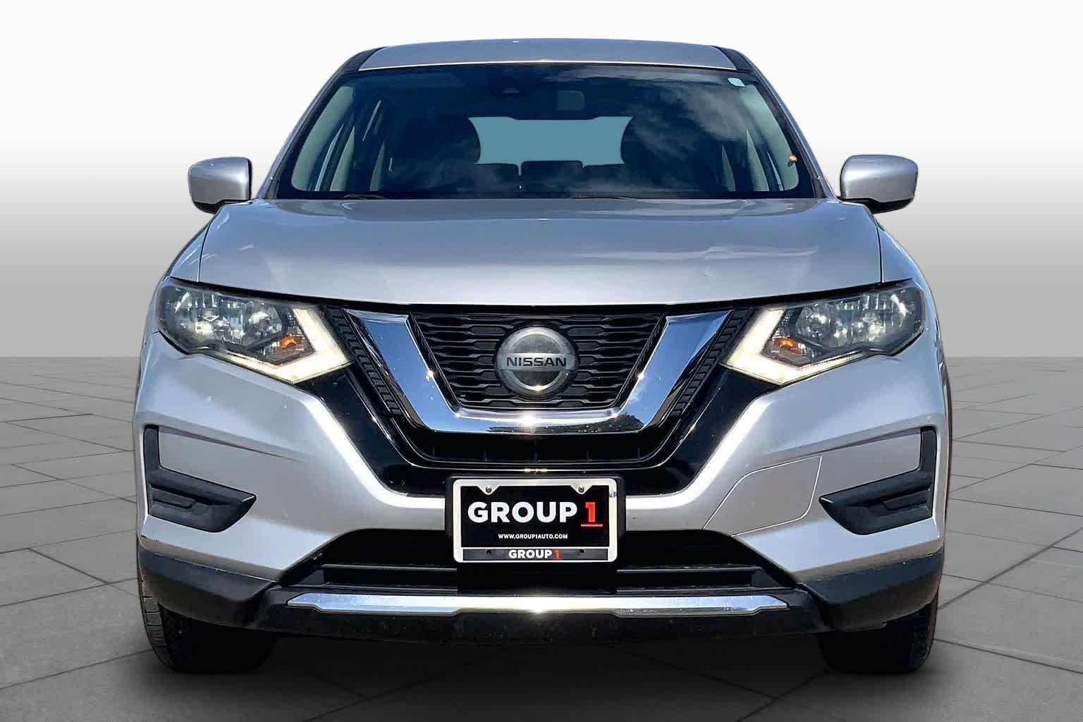 Used 2019 Brilliant Silver Metallic Nissan S image 4