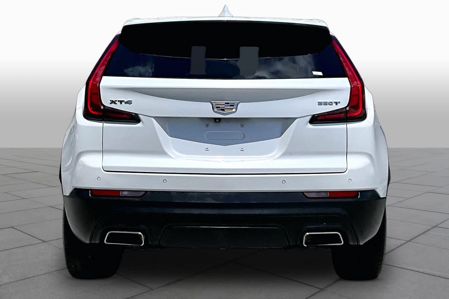 Used 2023 Crystal White Tricoat Cadillac FWD Luxury image 5