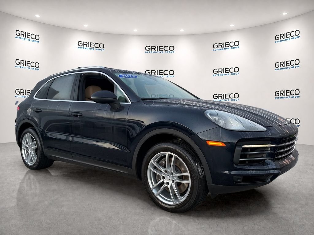 2023 Porsche Cayenne Base
