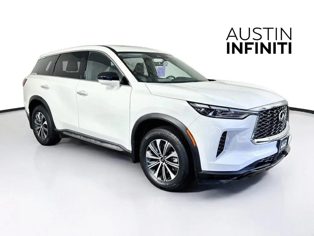 Certified Used 2024 White INFINITI PURE image 1