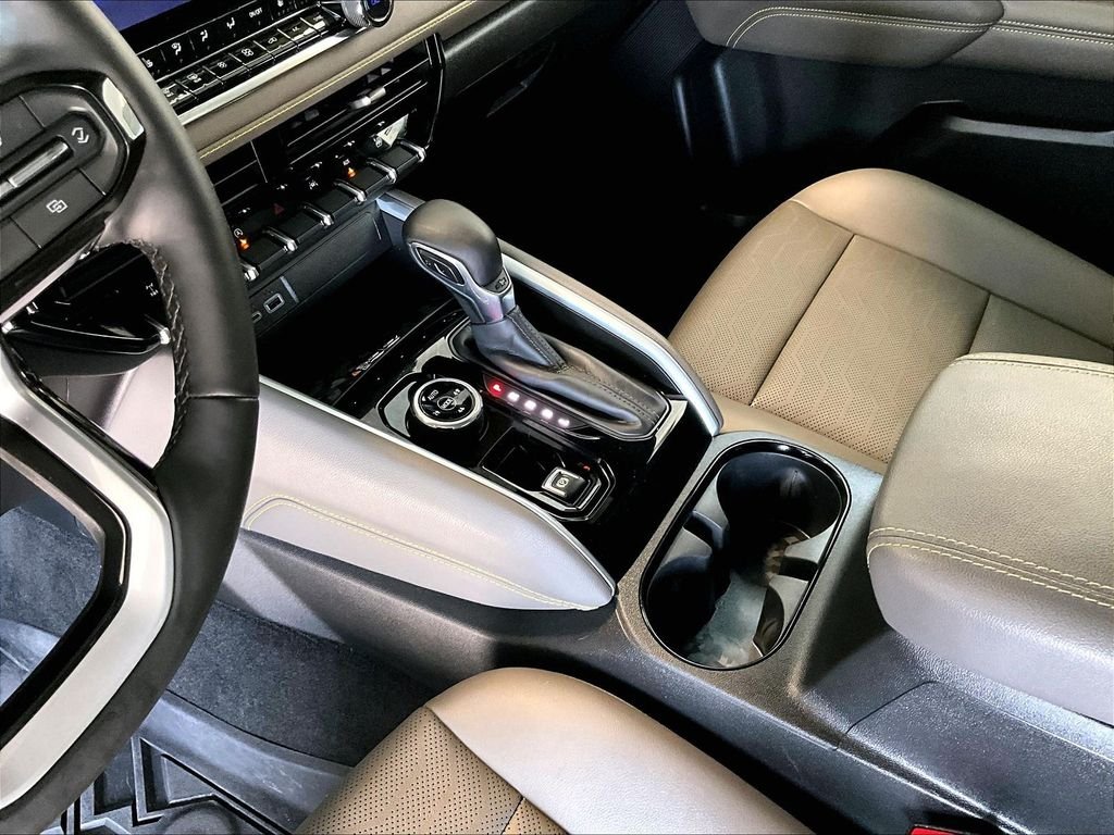Used 2023 White Chevrolet ZR2 image 20