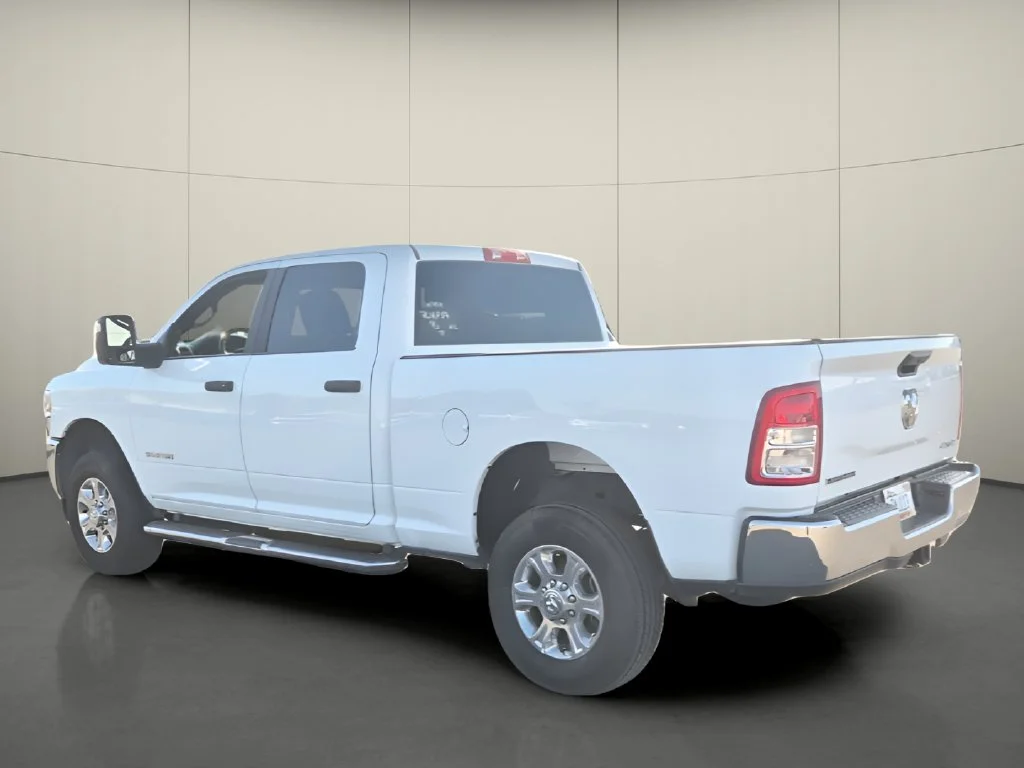Used 2024 White Ram Big Horn image 5