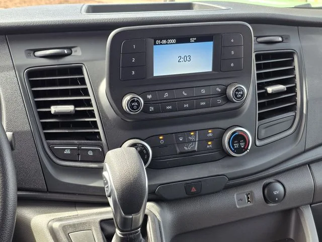New 2025 Oxford White Ford Cutaway image 23