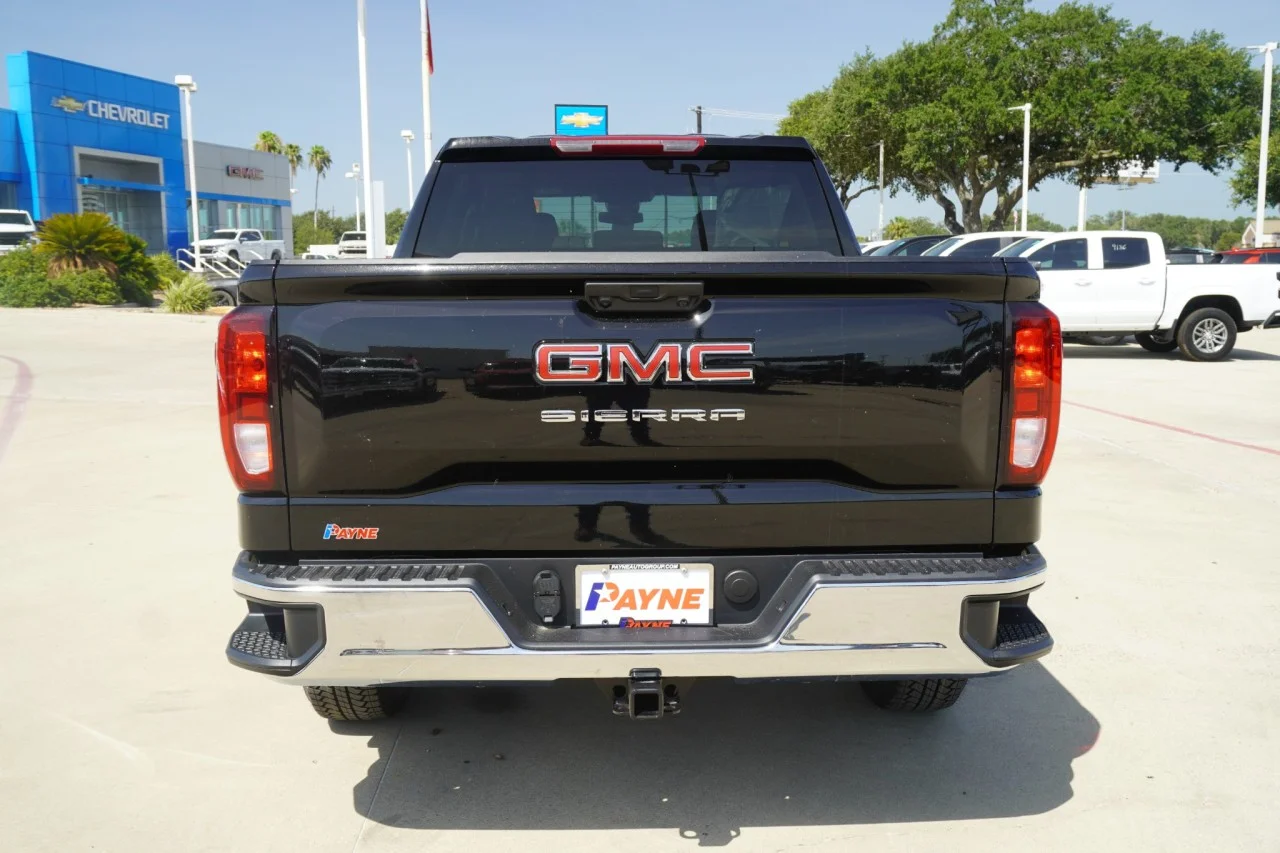 2026 GMC Sierra 1500 Pro - Photo 8
