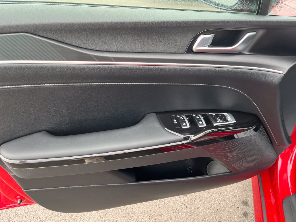 Used 2025 Red Kia GT-Line image 11