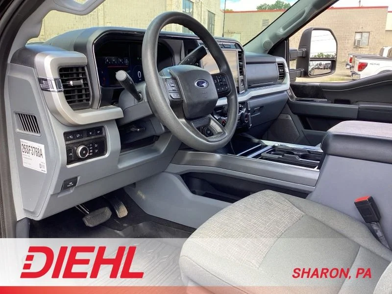 2024 Ford F-350 Super Duty XLT - Photo 9