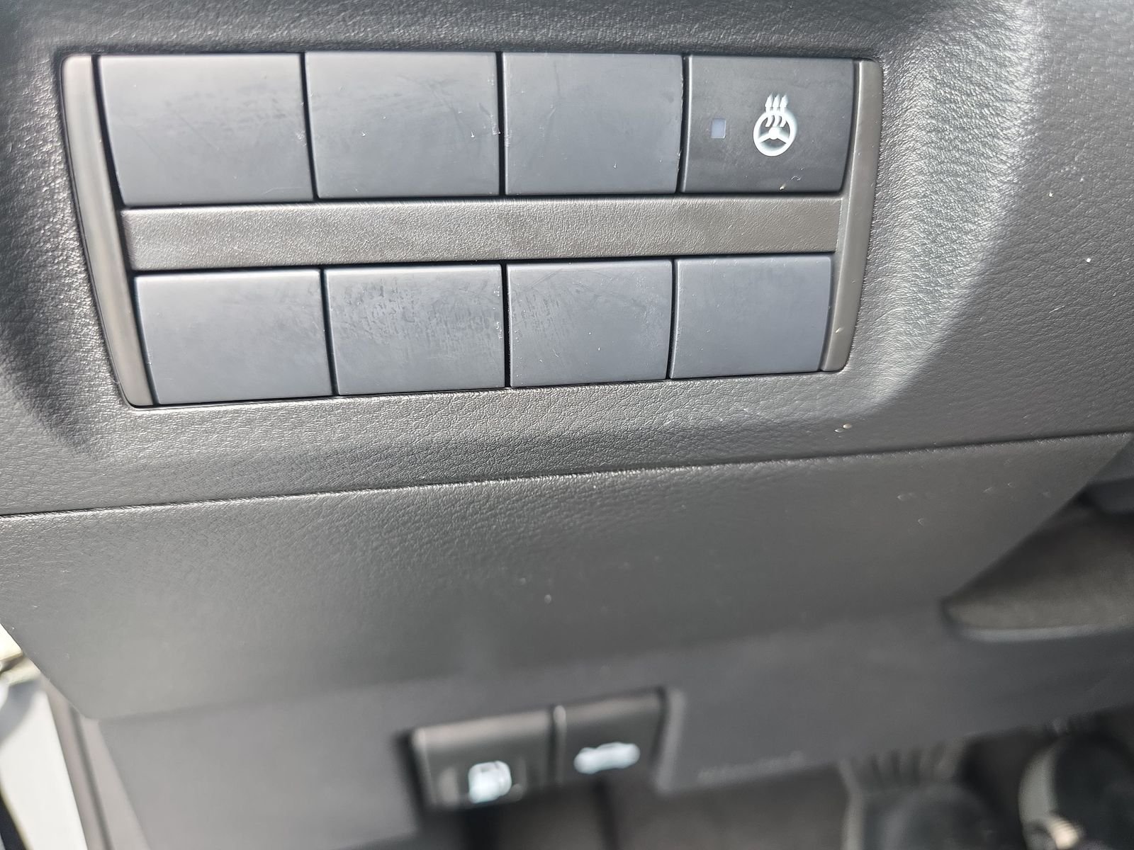 Used 2024 Gray Nissan SR image 25