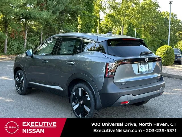 Used 2025 Gray Nissan SR image 4