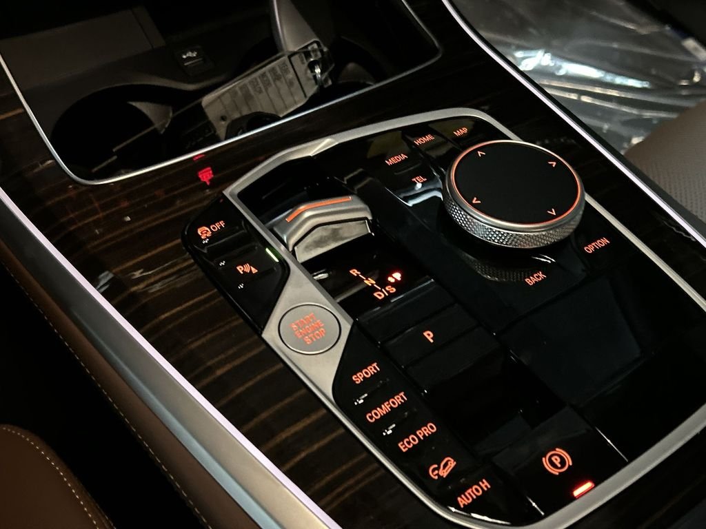 New 2026 Alpine White BMW xDrive40i image 20