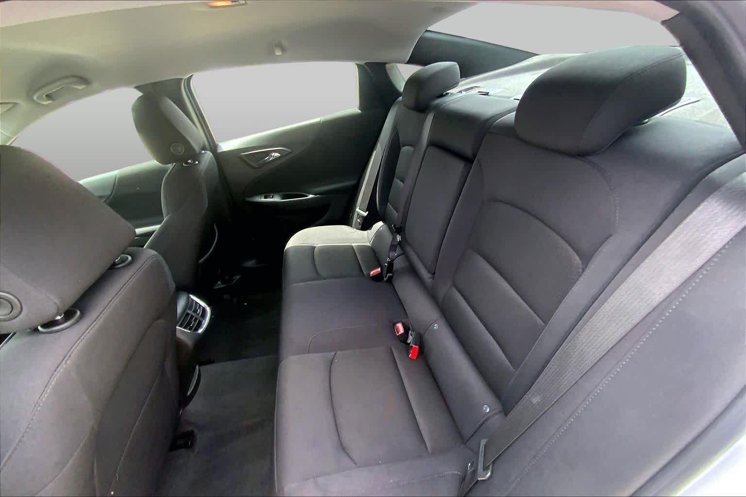 Used 2024 Summit White Chevrolet LT image 20