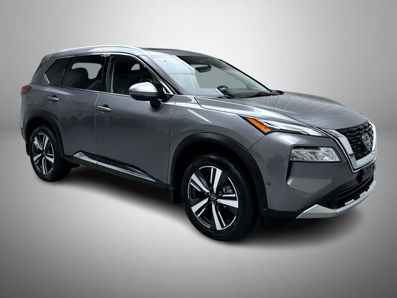 Certified Used 2023 Gun Metallic Nissan Platinum image 3