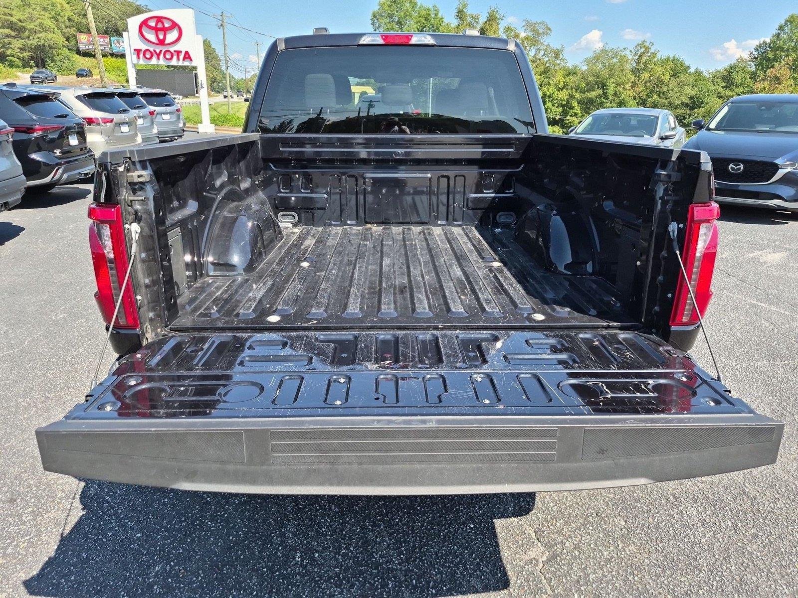 Used 2025  Ford XLT image 32