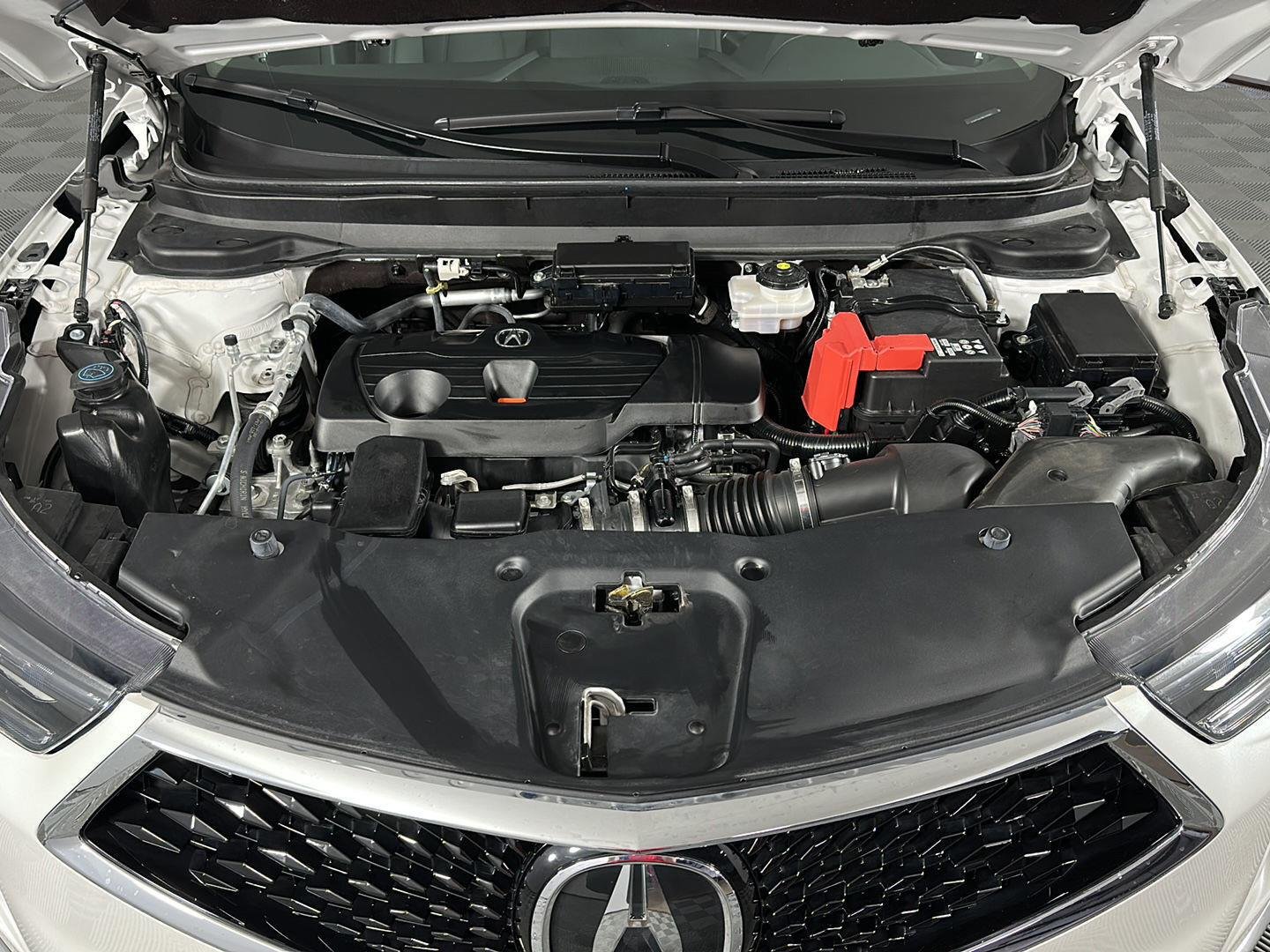 Used 2024 Platinum White Pearl Acura SH-AWD image 2