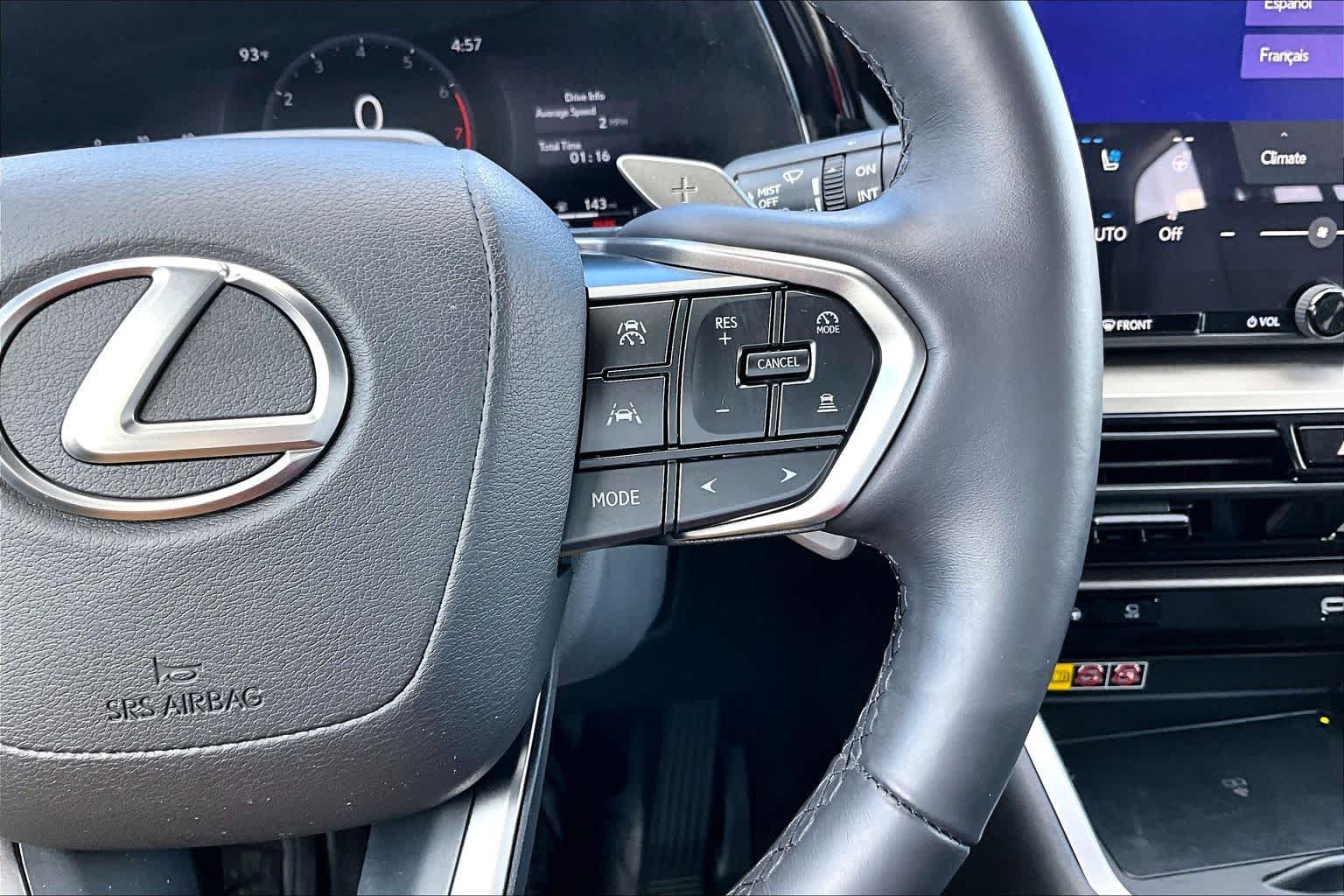 Used 2025 Wind Chill Pearl Lexus Premium image 25