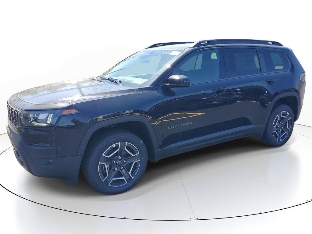 New 2026 Diamond Black Crystal Pearl-Coat Exterior Paint Jeep Laredo image 2