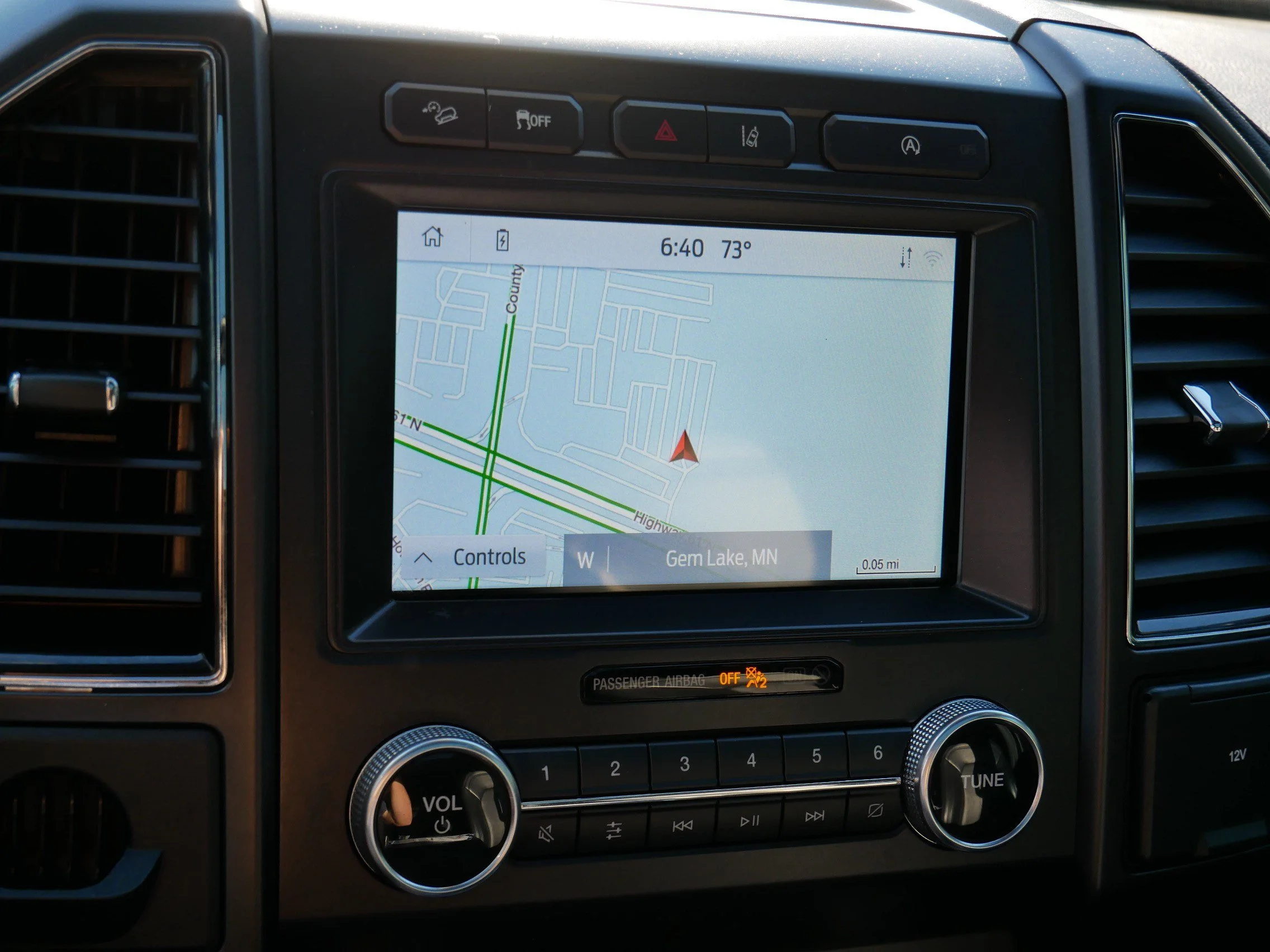 Used 2023 Wind Chill Pearl Toyota XLE image 2