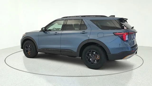 New 2026 Vapor Blue Metallic Ford Tremor® image 31