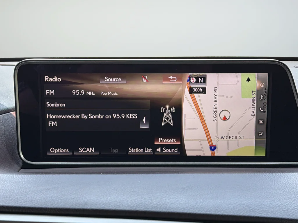 Used 2017 Blue Lexus 350 image 12