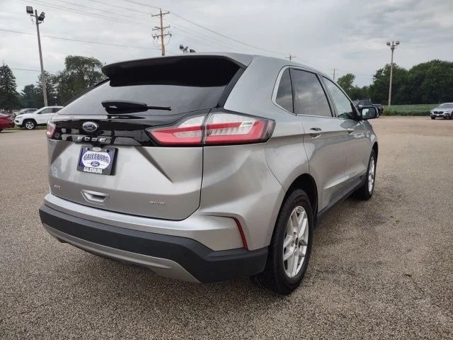 Certified Used 2023 Silver Ford SEL image 5