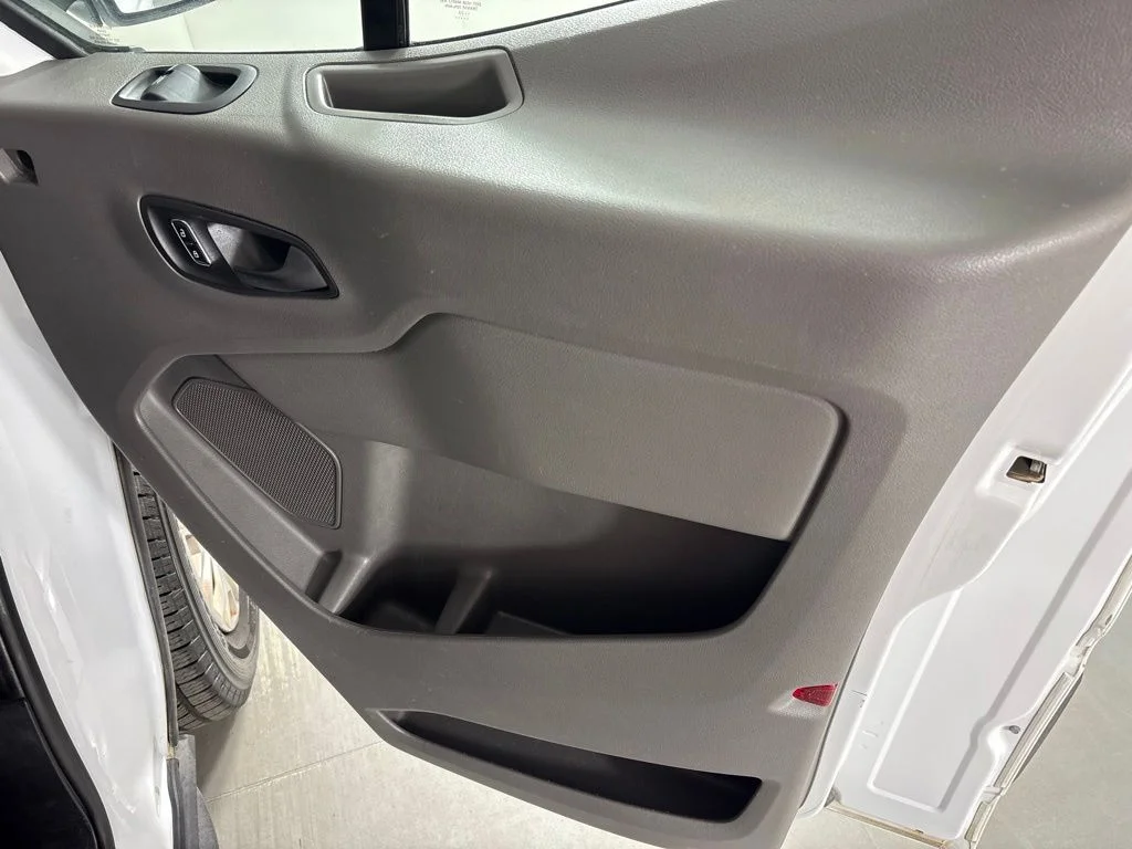 Used 2023 White Ford XLT image 21