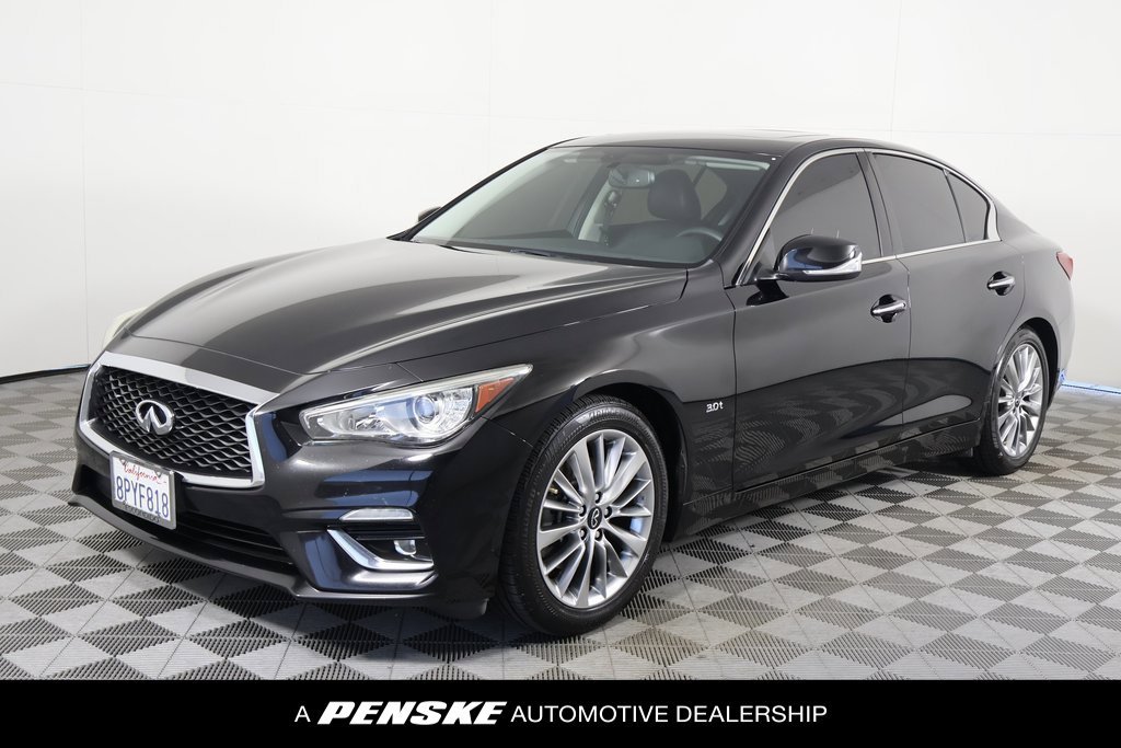 Used 2020 Black Obsidian INFINITI 3.0t LUXE image 1