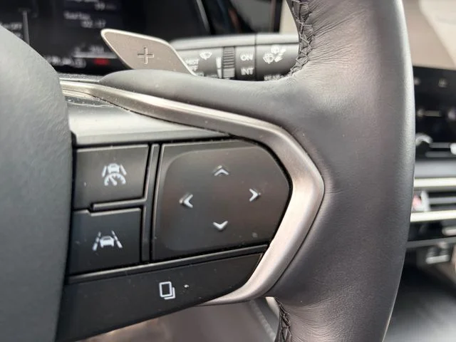Used 2025 White Lexus 450h+ Luxury image 29