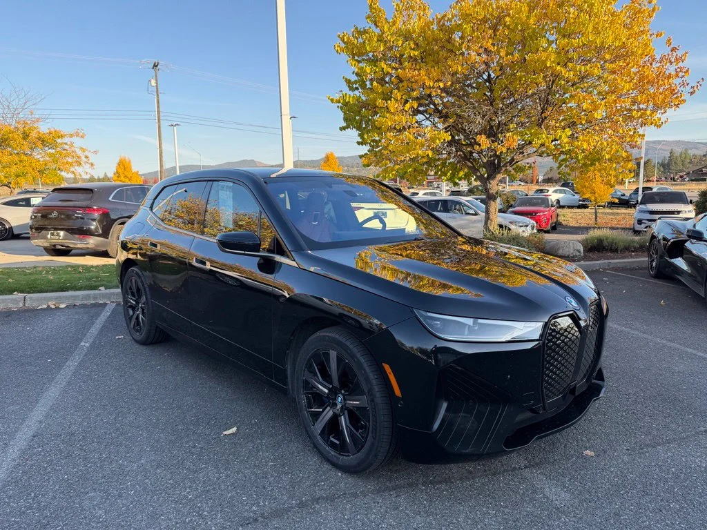 2024 BMW iX Base
