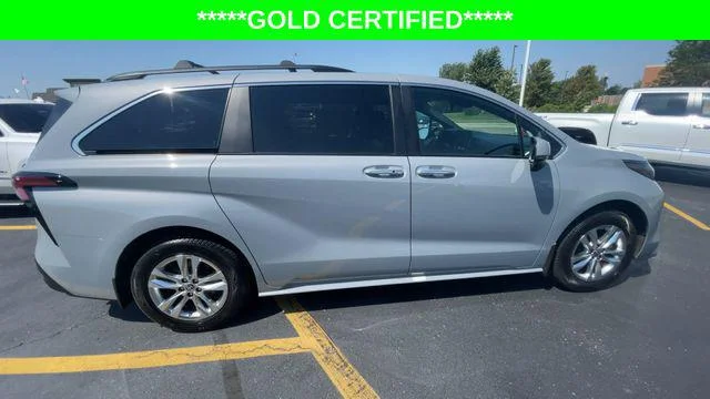 Certified Used 2022 CEMENT Toyota  image 3
