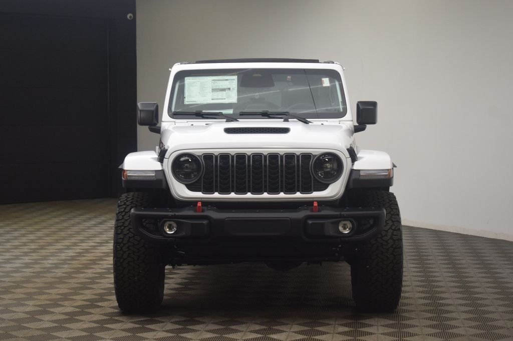 New 2026 Bright White Clear-Coat Exterior Paint Jeep Rubicon X image 4