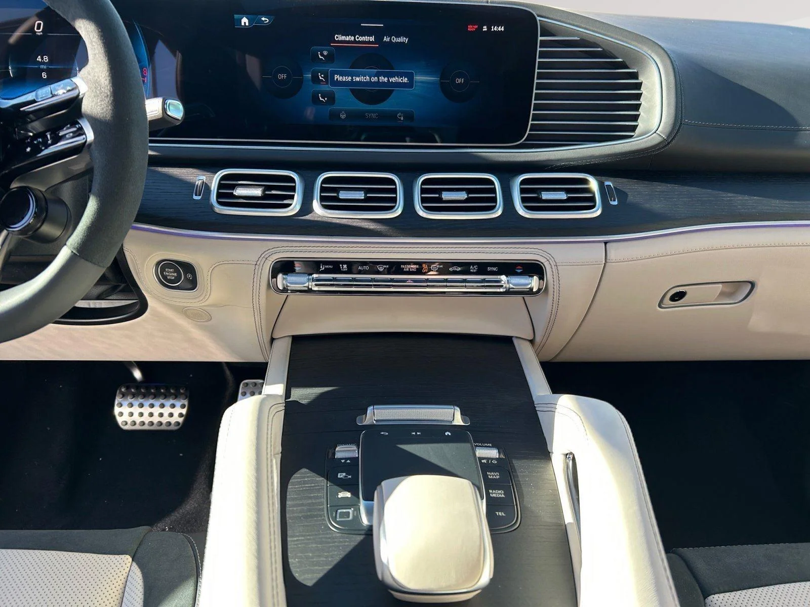 New 2026 Polar White Mercedes-Benz AMG® GLE 53 4MATIC+ Coupe image 15