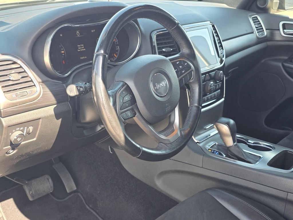 Certified Used 2020 Black Jeep Altitude image 12